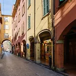 Lejlighed Vista Sulle Torri Di By Wonderful Italy