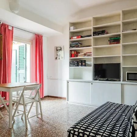 Vista Sulle Torri Di By Wonderful Italy * Bologna